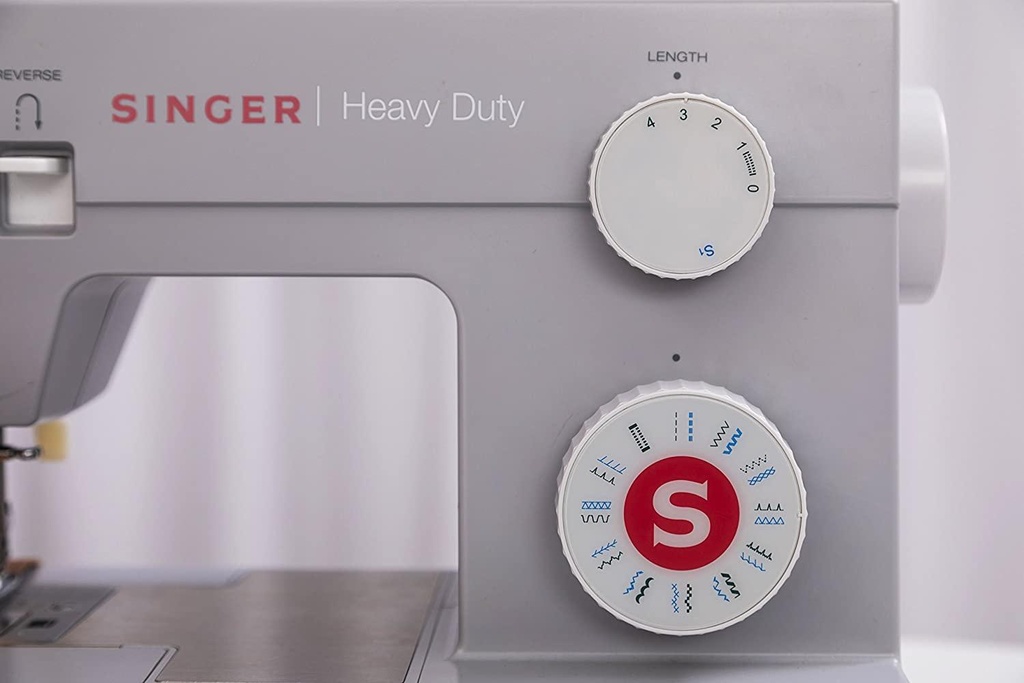 Máquina De Coser Recta Singer Heavy Duty 4423 Gris 110-120 V